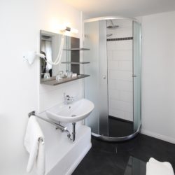 Fuldaquelle - Doppelzimmer - Badezimmer